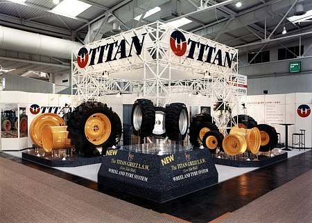 انواع اسپیس فریم های نمایشگاهی