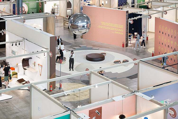 غرفه سازی فضای باز